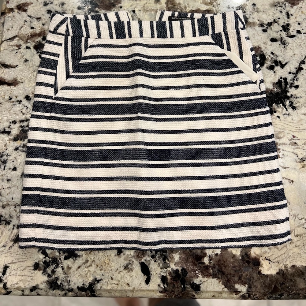 Banana Republic skirt, 4